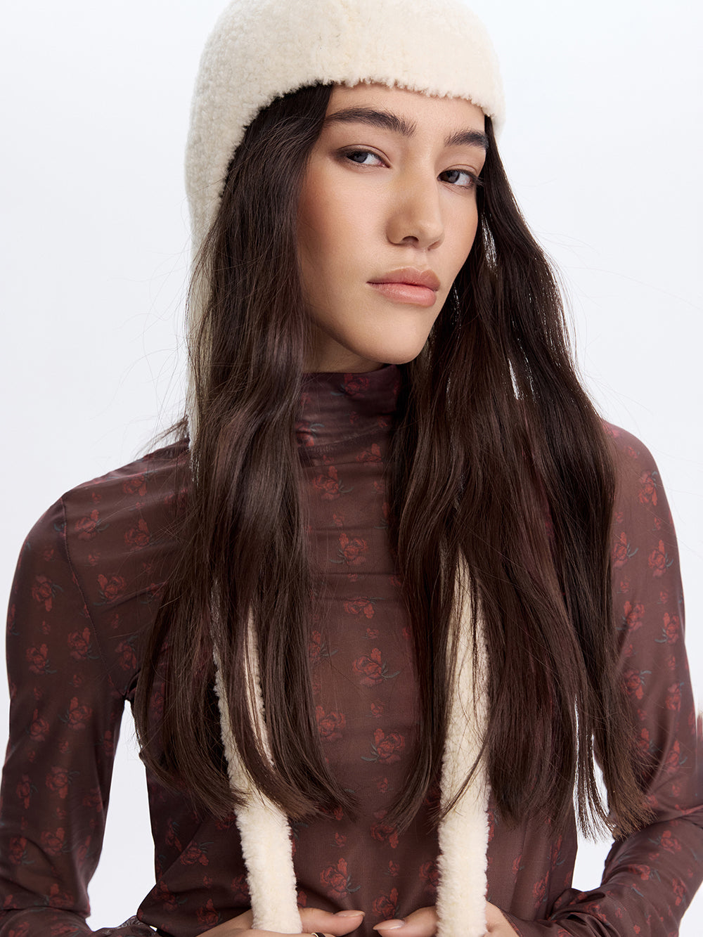 Knit Bonnet with Ties — Milk