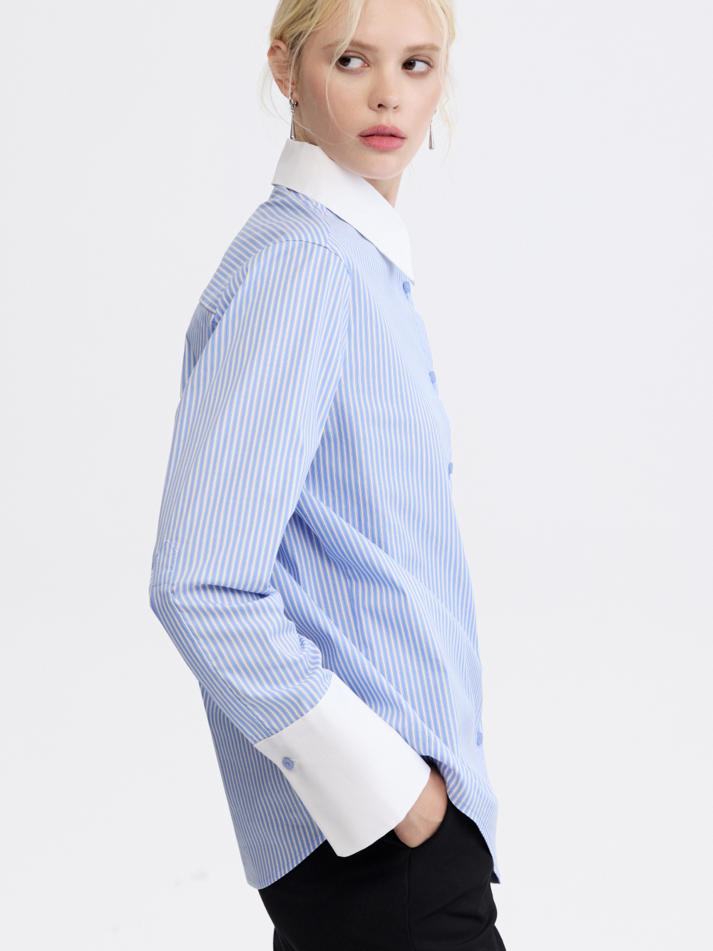PRAS contrast collar shirt in blue stripe, profile