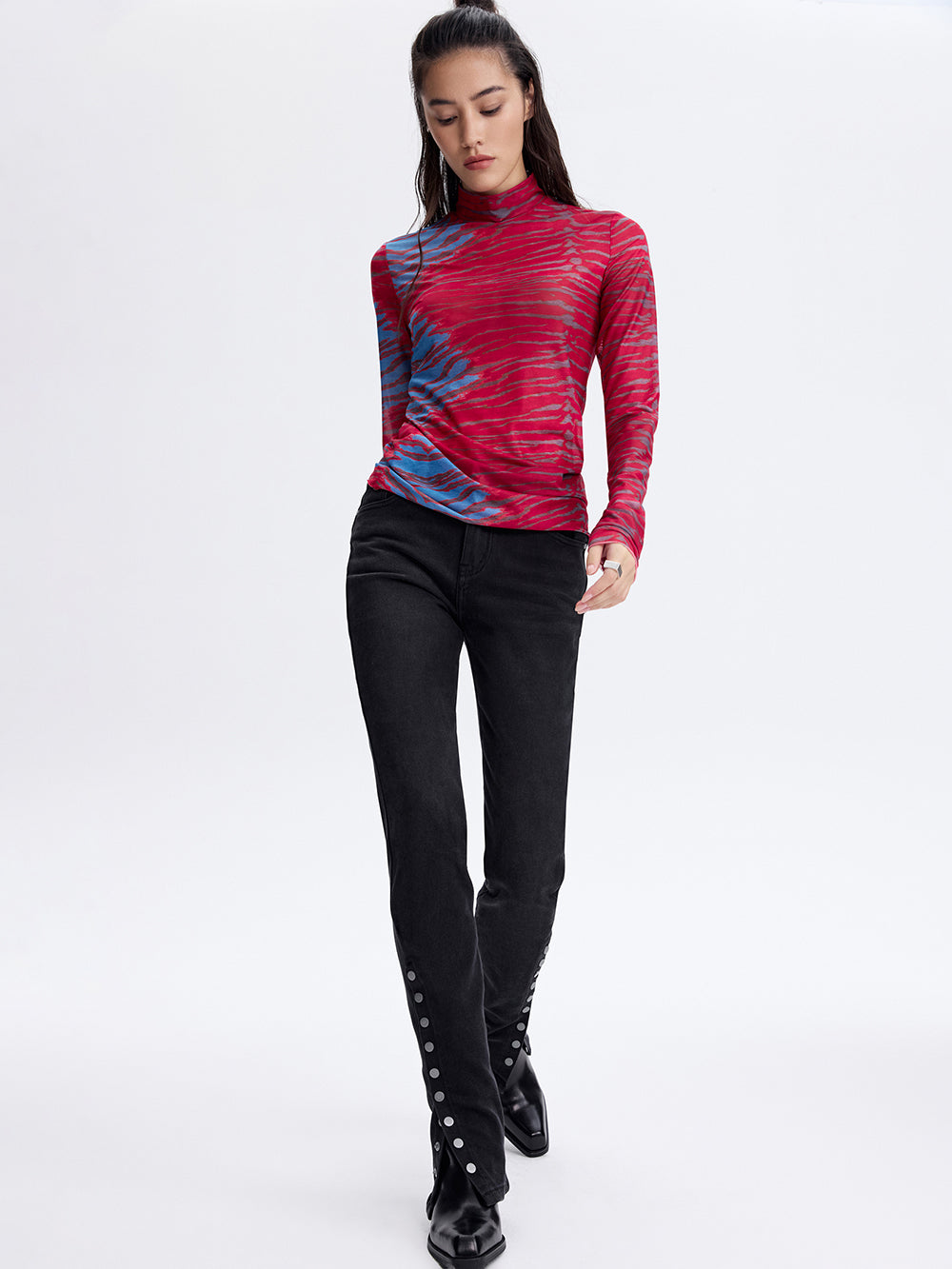 PRAS printed mesh top in red and blue, front, full length