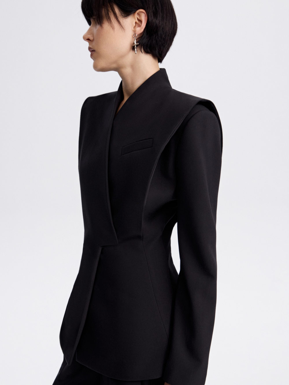 PRAS rose embroidery jacket, shoulder line