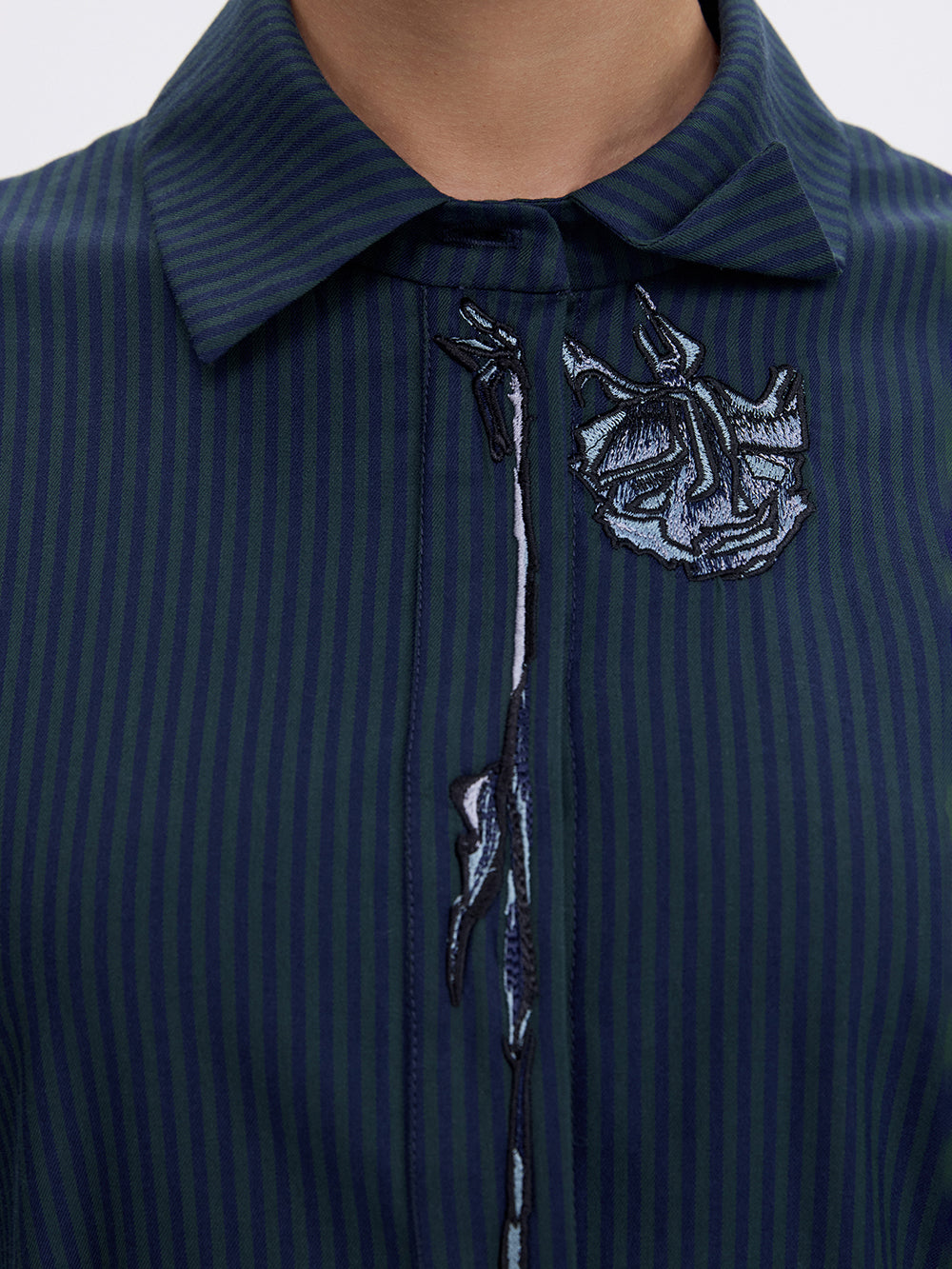PRAS rose peplum shirt, collar and embroidered rose