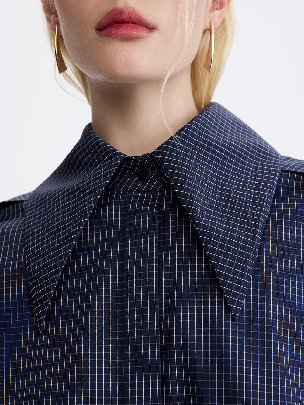 PRAS tie-sleeve check shirt, collar detail