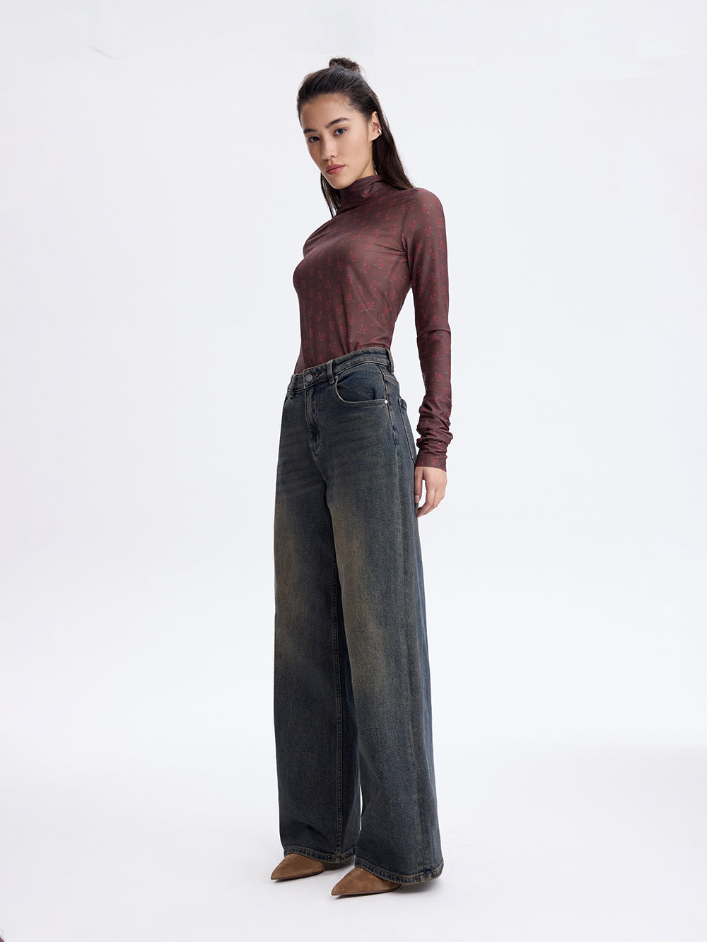 Turn-Up Baggy Jeans — Blue