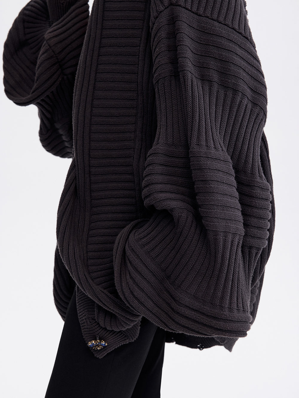 PRAS textured knit cardigan, rib knit close-up