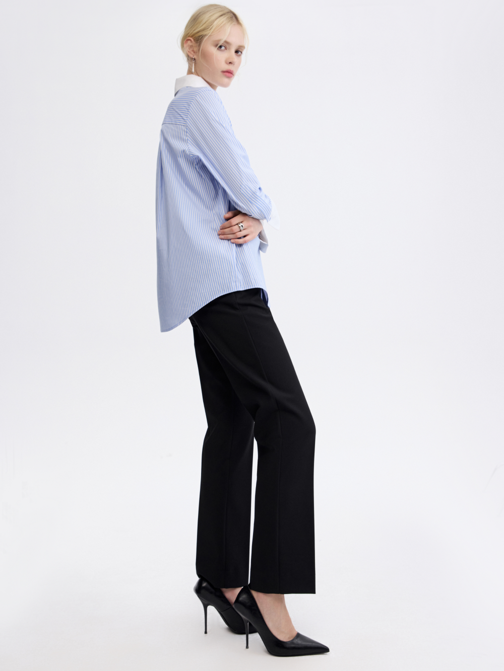 PRAS contrast collar shirt in blue stripe, side