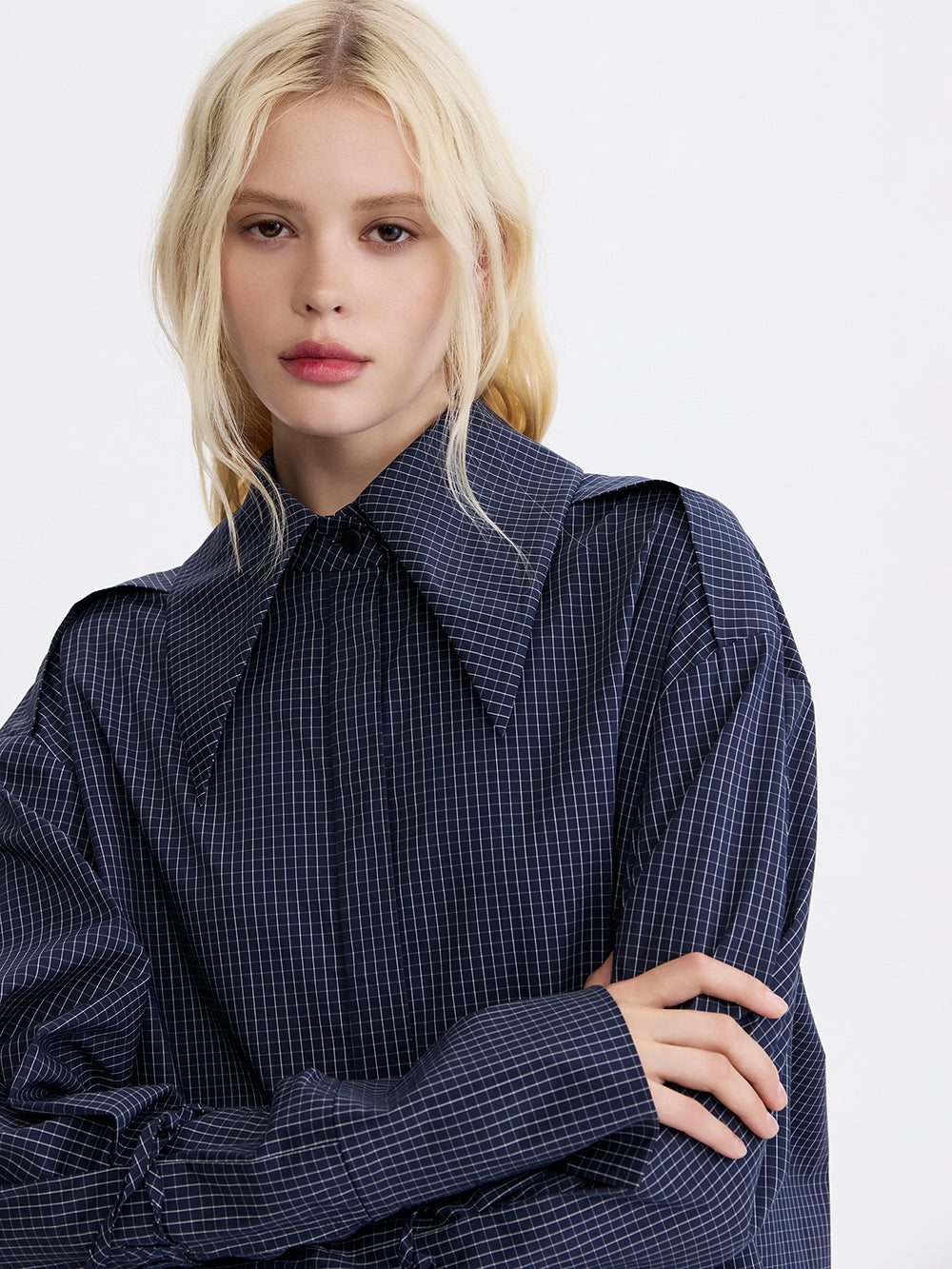 PRAS tie-sleeve check shirt, front with oversized collar