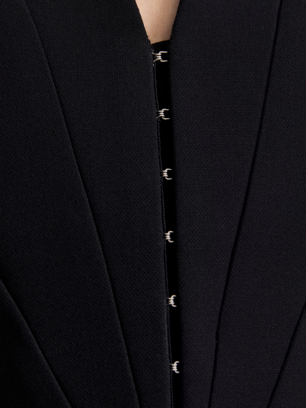 PRAS hook-front jacket, hook fastening detail