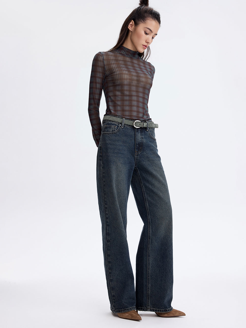 Rose Embroidery Jeans