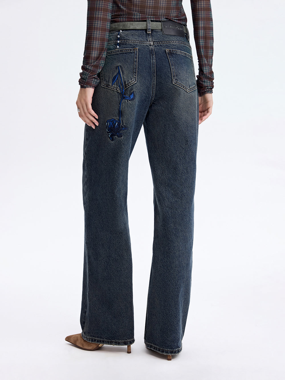 Rose Embroidery Jeans