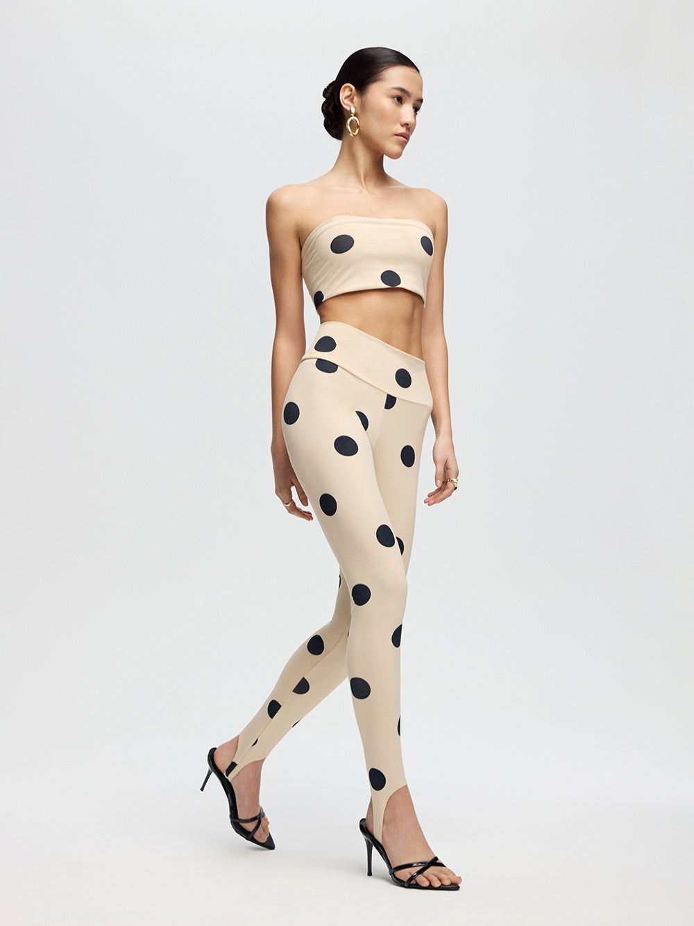 Polka dot leggings