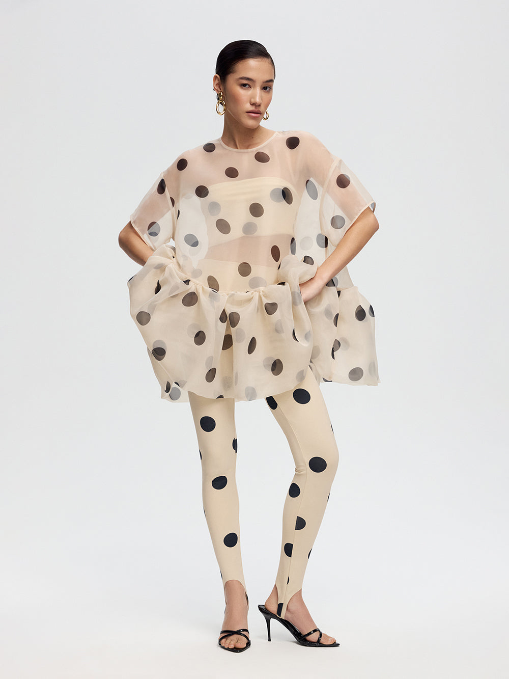 Polka dot leggings