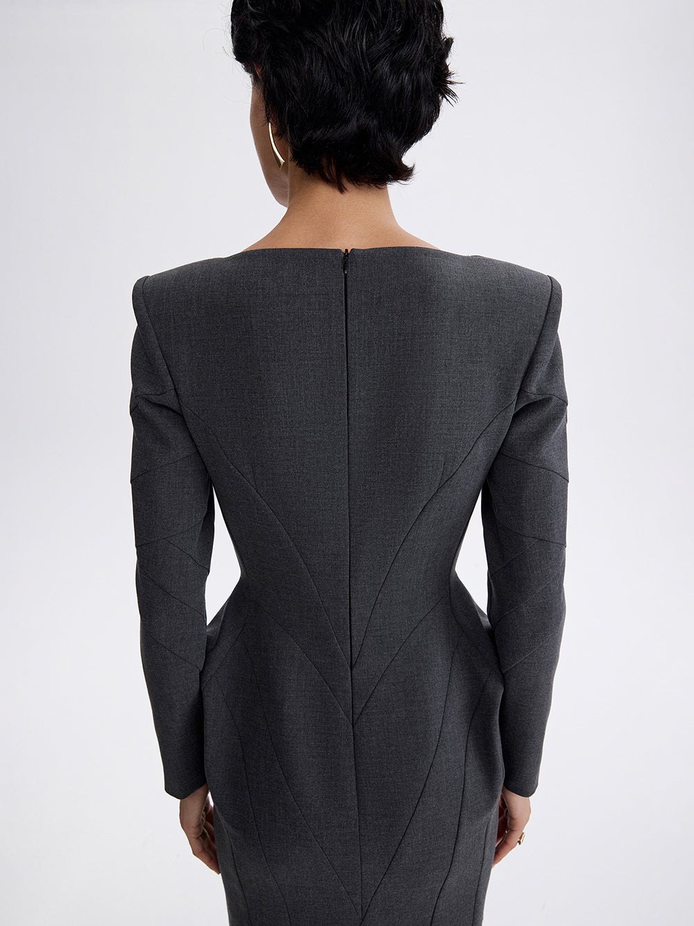 Vestido tubo escultural