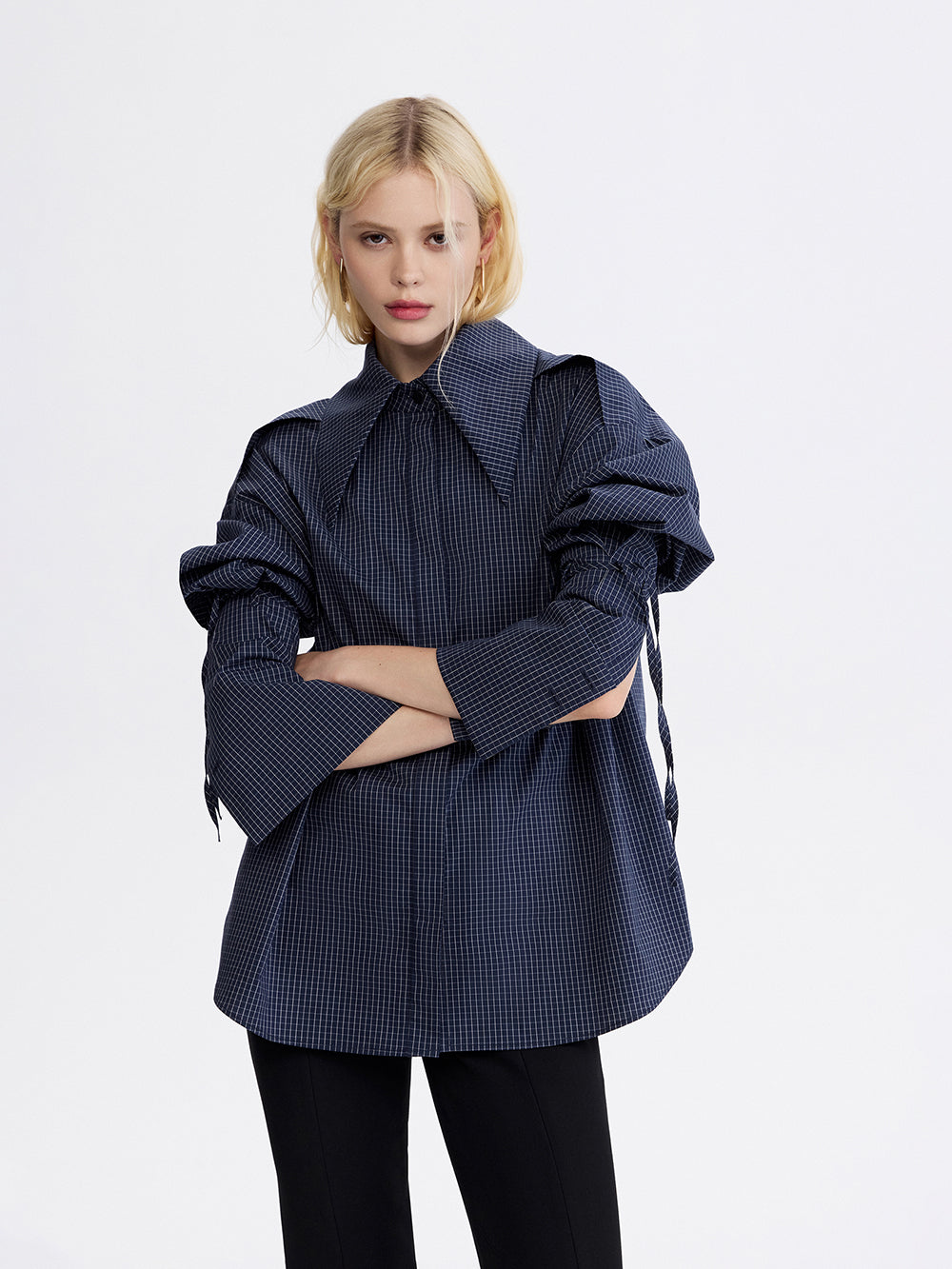 PRAS tie-sleeve check shirt, arms crossed